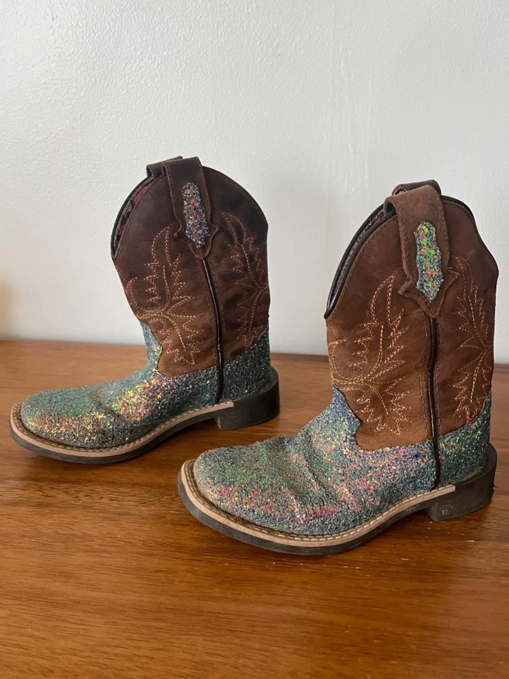 SHYANNE GIRLS' GLITTERAMA WESTERN BOOTS - BROAD SQUARE TOE
